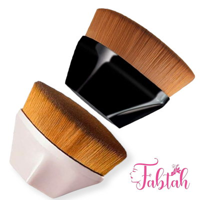 Fabtah Diamond-shaped Makeup Brush Pink